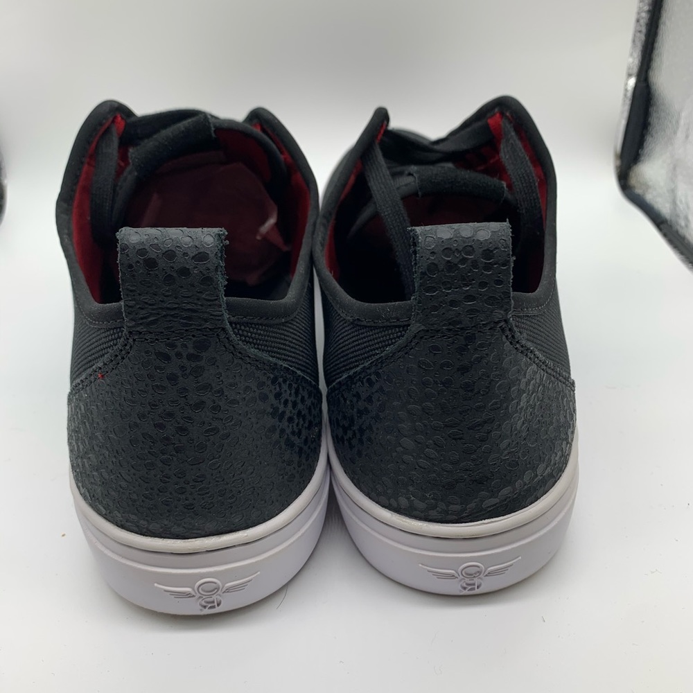 Creative Reaction Sneakers - Picture 3 of 5